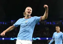 C7娱乐-包含曼城大胜晋级，欧冠淘汰赛席位在握的词条