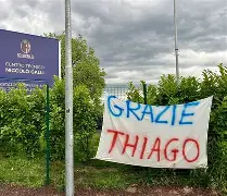 博洛尼亚主场胜券在握，球迷振奋的简单介绍