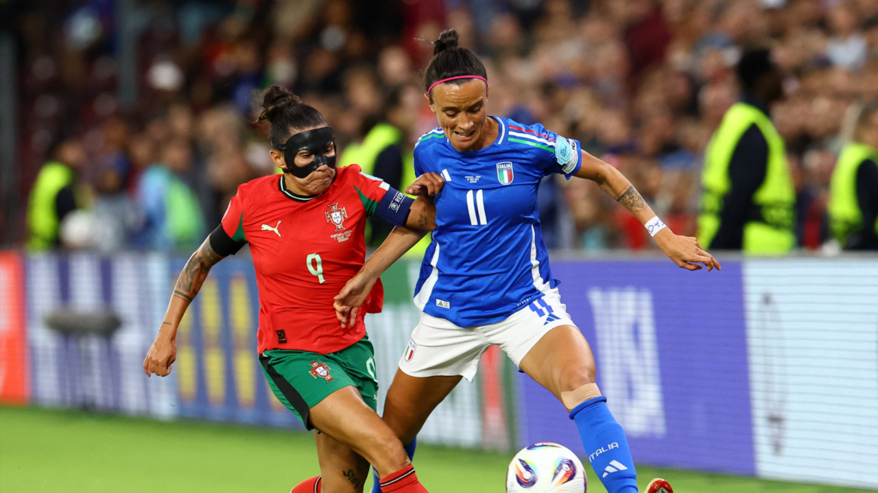 关于意大利势不可挡,力压对手晋级欧洲杯的信息 关于意大利势不可挡,力压对手晋级欧洲杯的信息