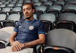 切尔西客场失利，主帅战术遭到质疑的简单介绍